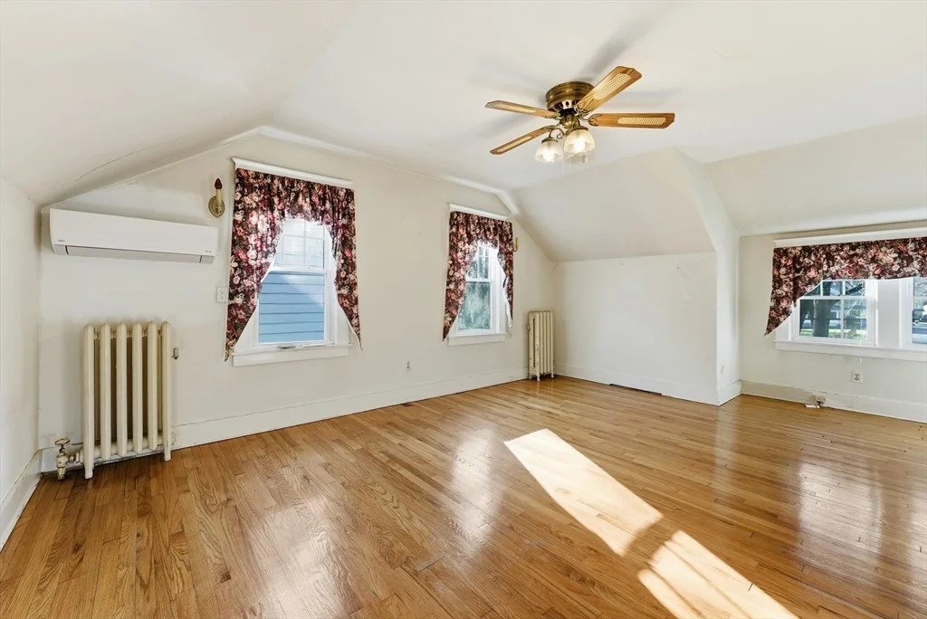 Photo of 63 Webber St