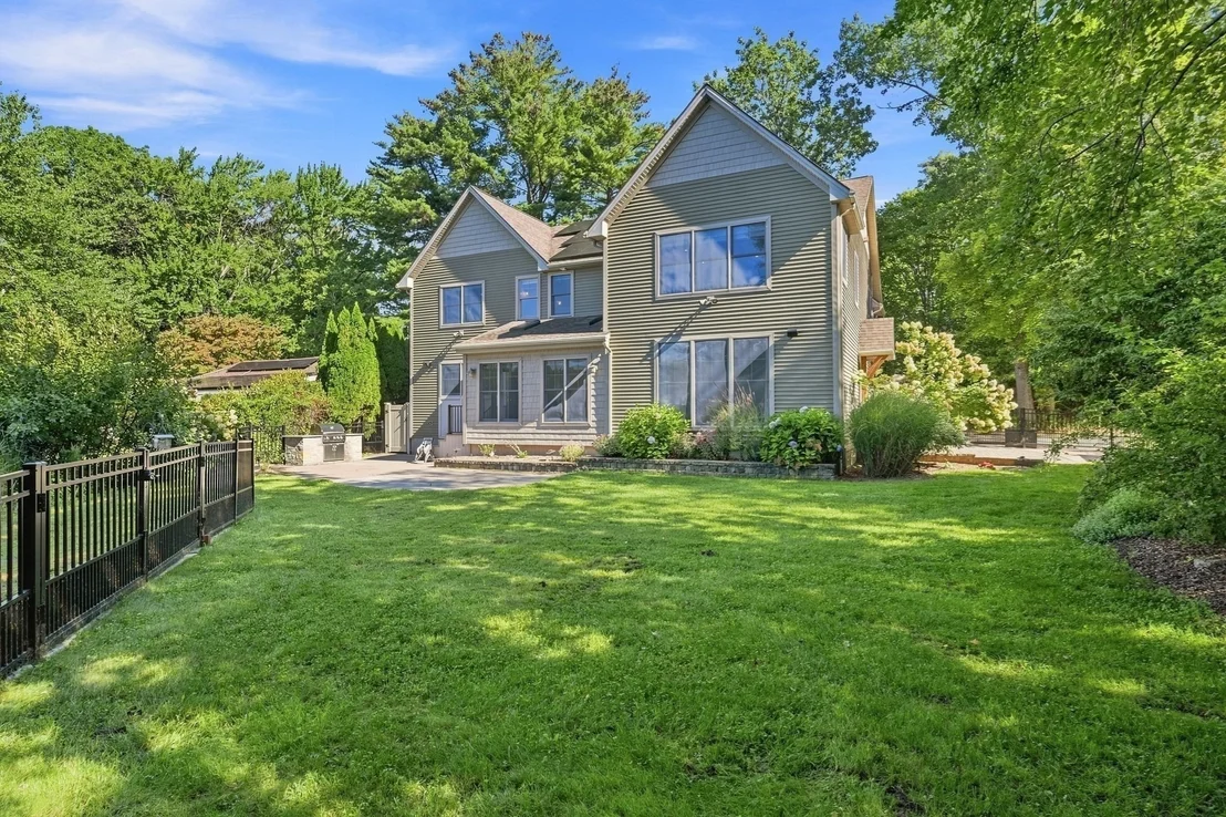 Photo of 20 Bungalow Point