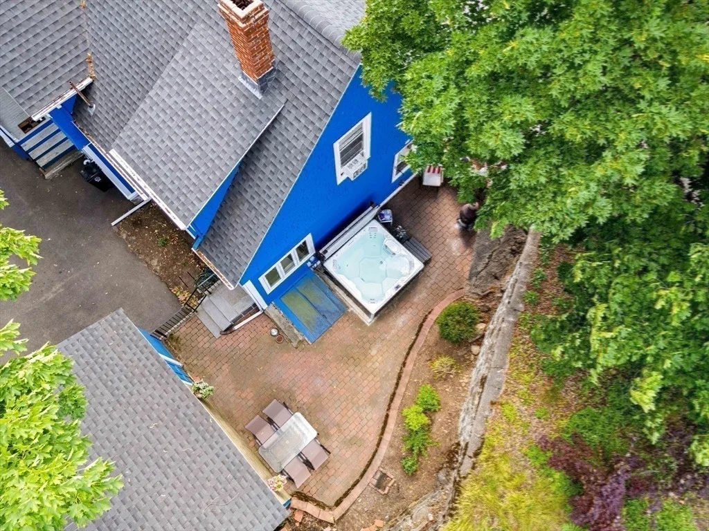 Photo of 9 Sheridan Road