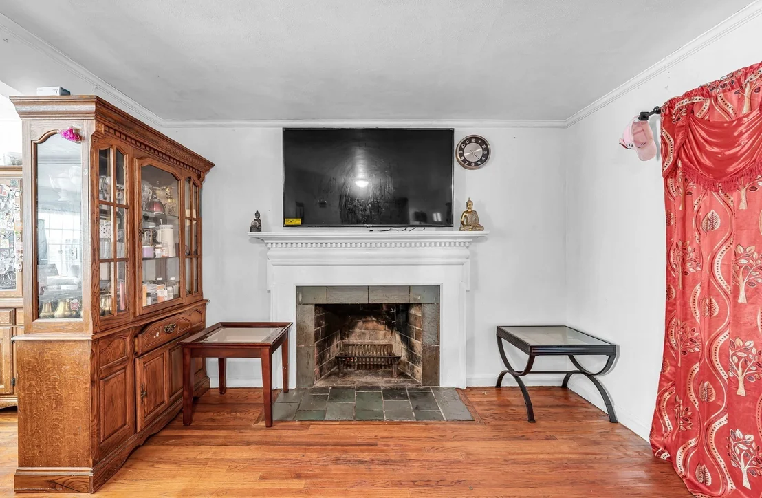 Photo of 135 Emerson St