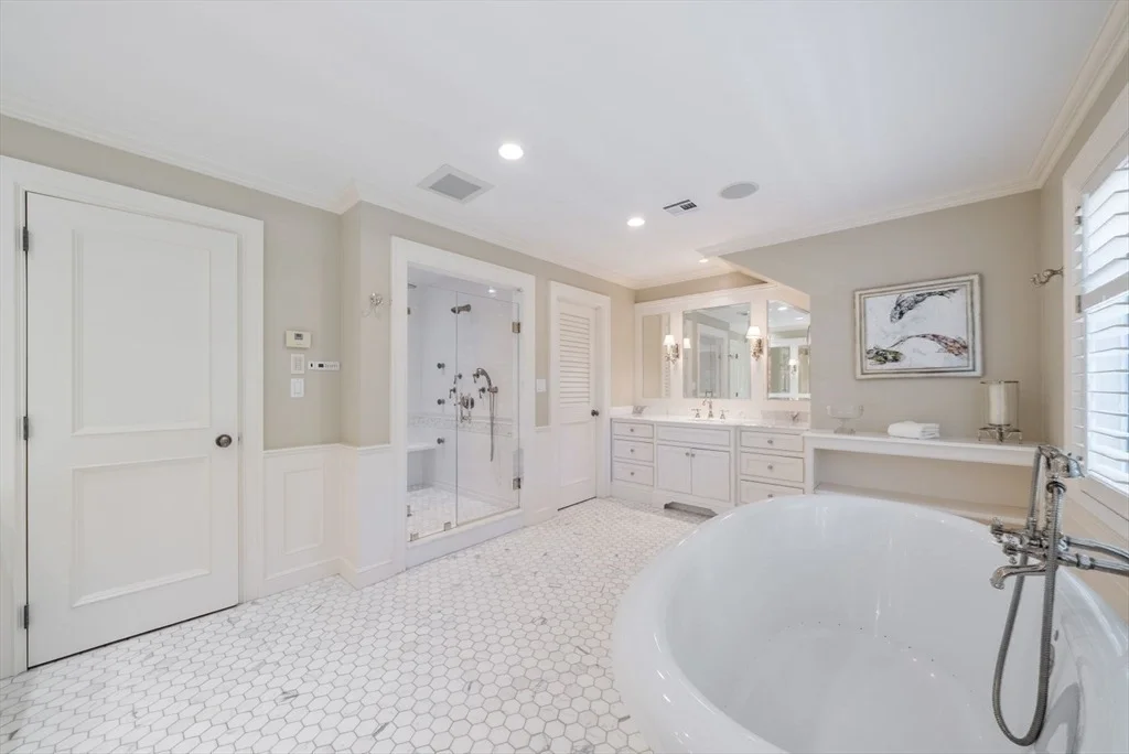 Photo of 44 Whiting Road