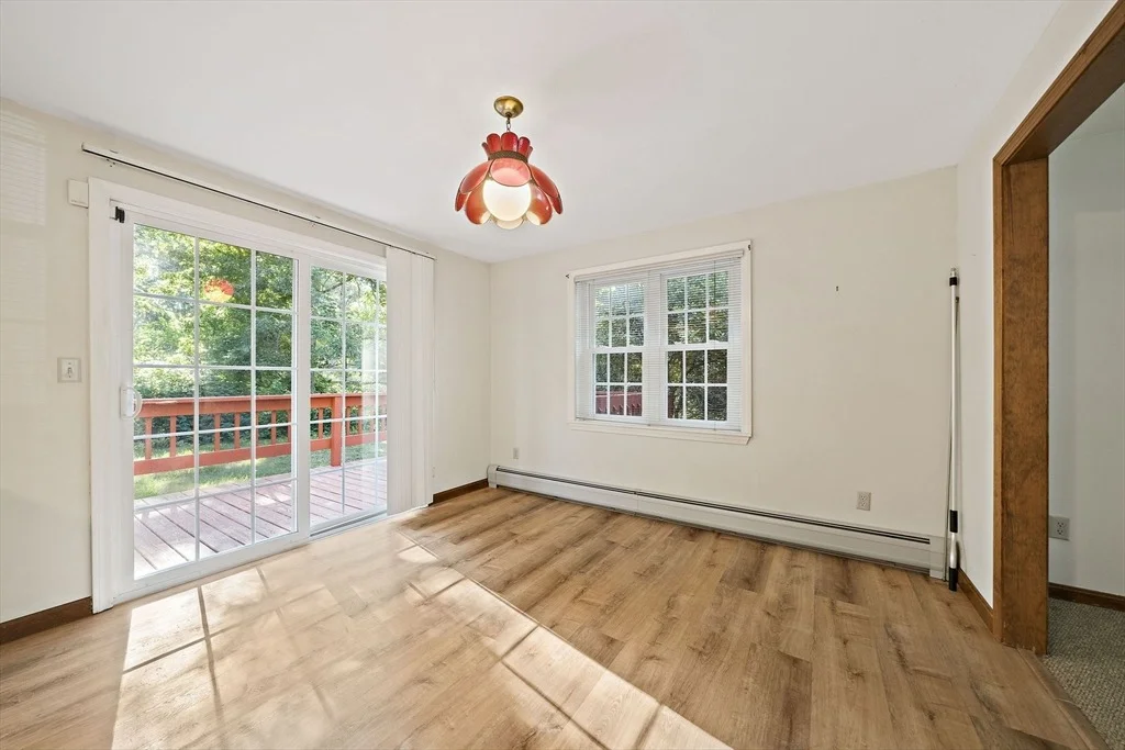 Photo of 20 Biscayne Dr