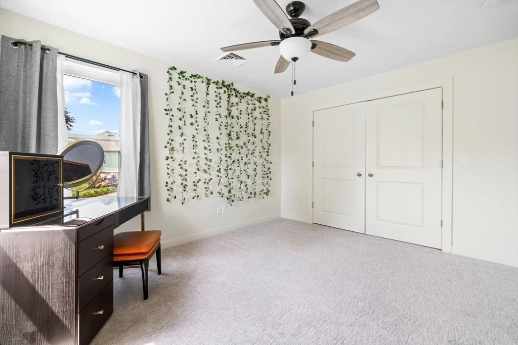 Photo of 27 Joy St