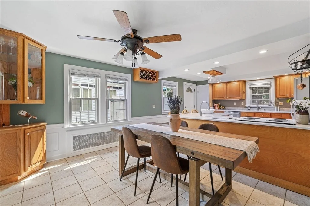 Photo of 30 Saint Elmo Rd