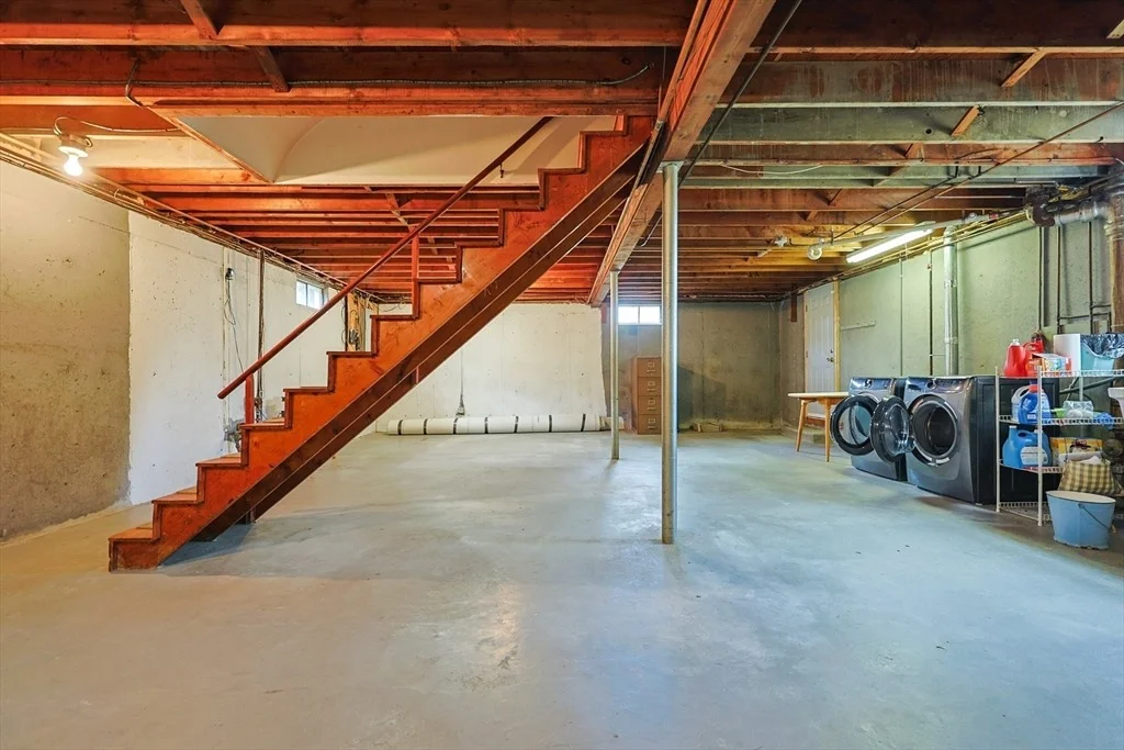 Photo of 76 Curtis Ave