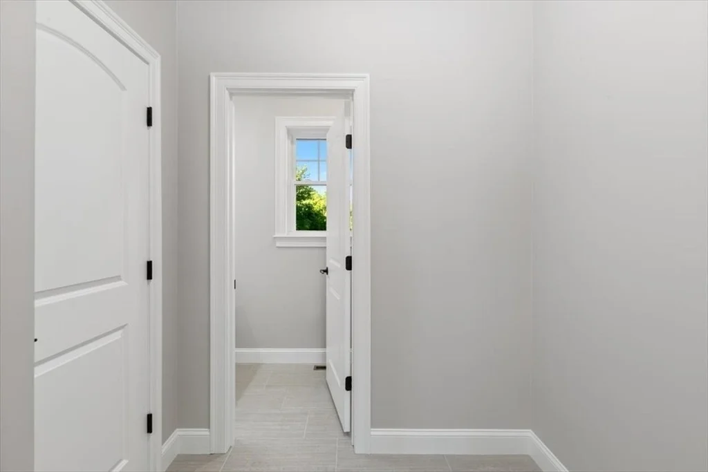 Photo of 150 Nashua Rd