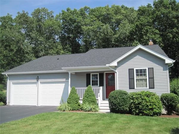 Photo of 14 Fox Run Circle
