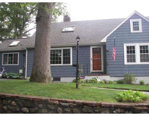 Photo of 15 Robin Rd
