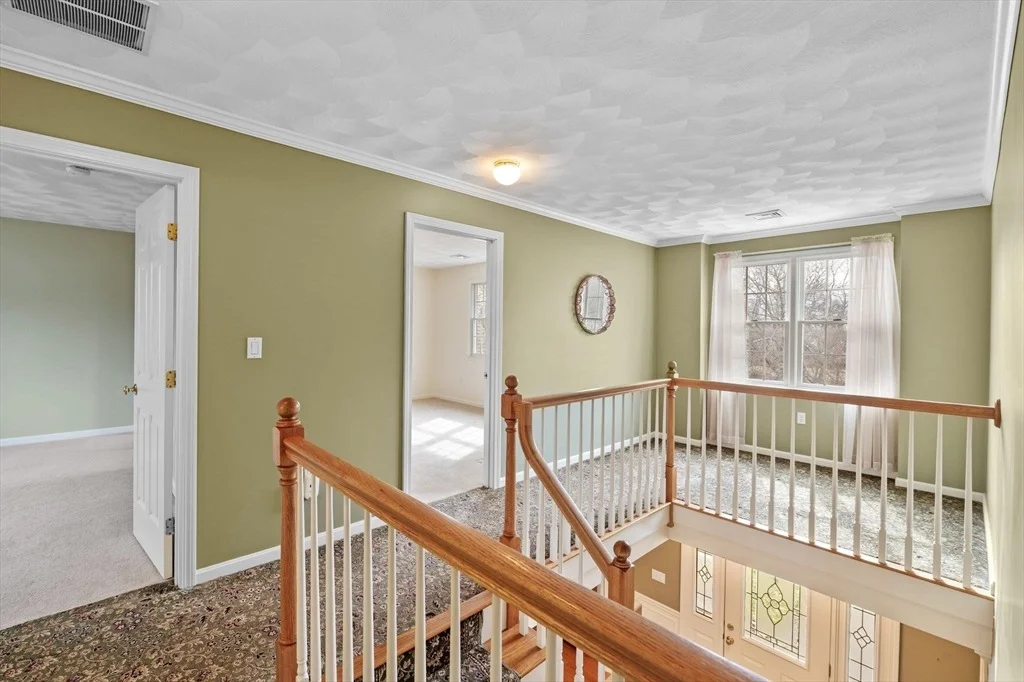 Photo of 7 Hilltop Drive