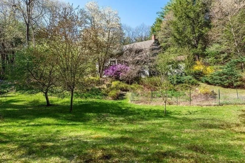 Photo of 20 Lawton Rd