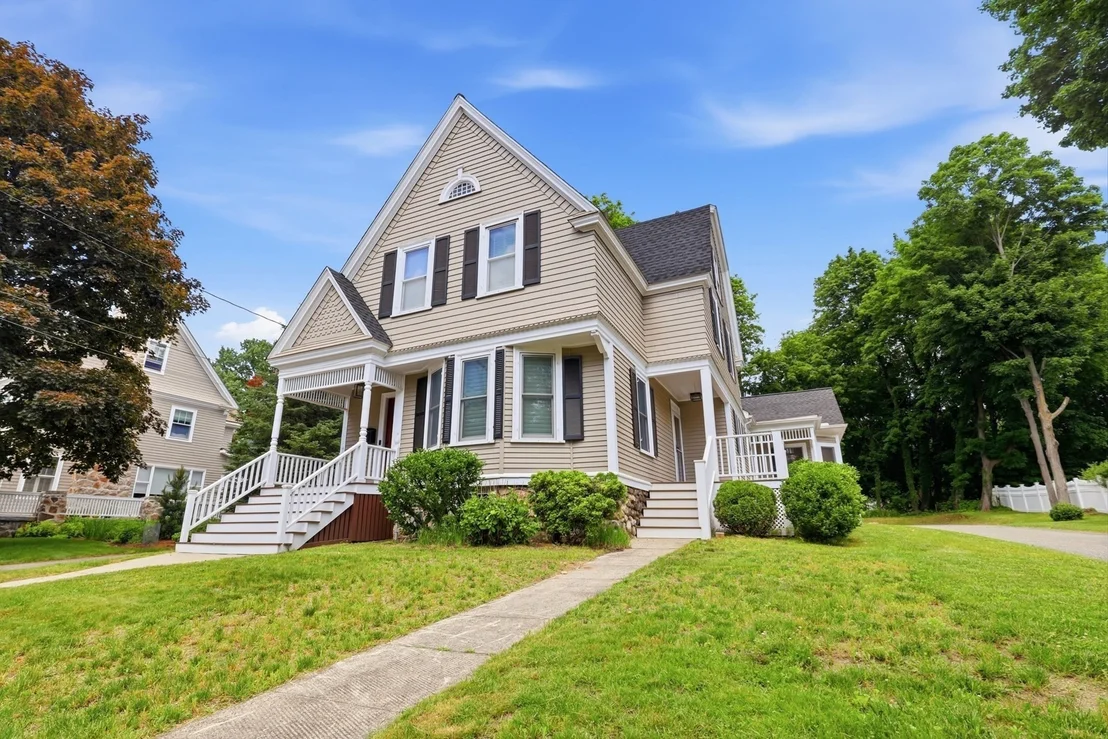 Photo of 10 Wolcott Ave