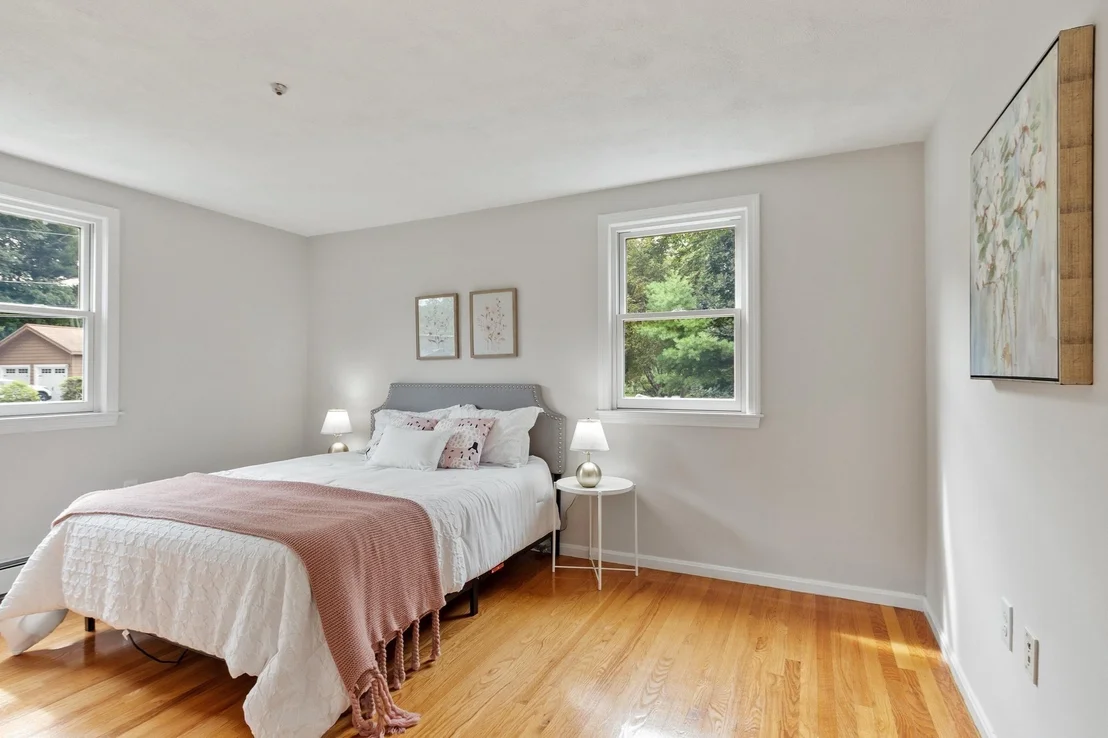 Photo of 18 Cowdrey Ln