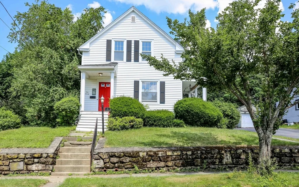 Photo of 120 Hillcroft Ave