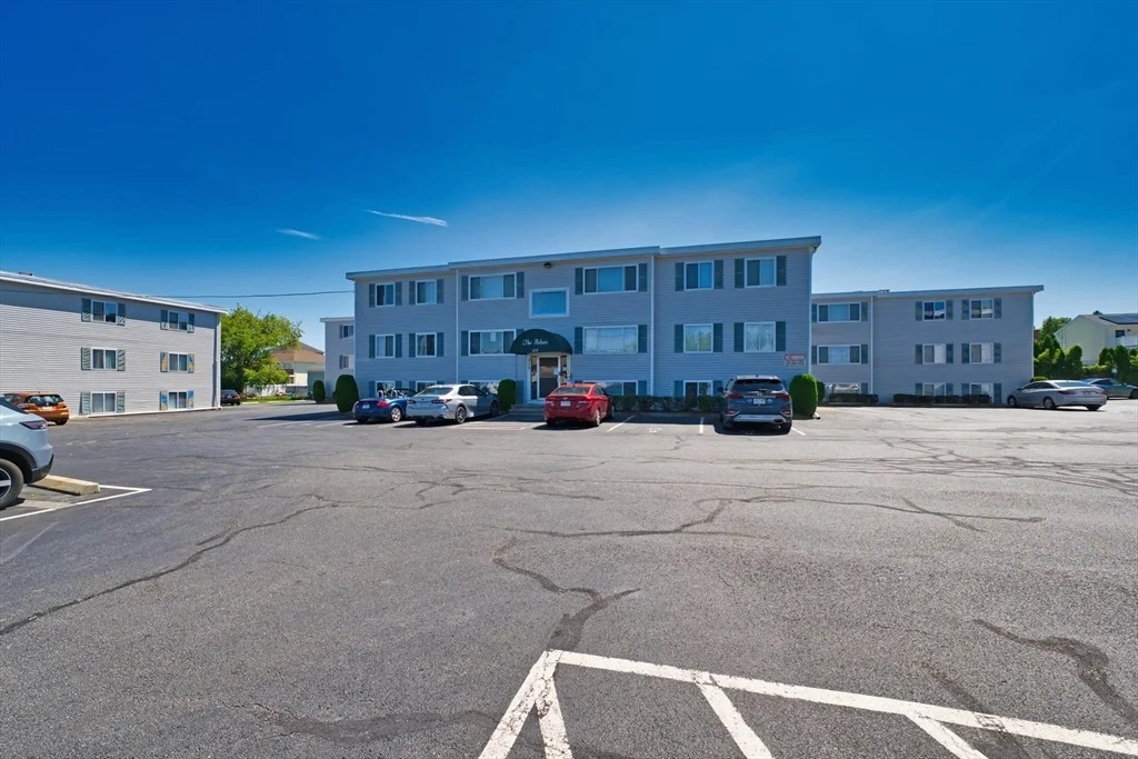 Photo of Unit 2 at 215 Glasgow St