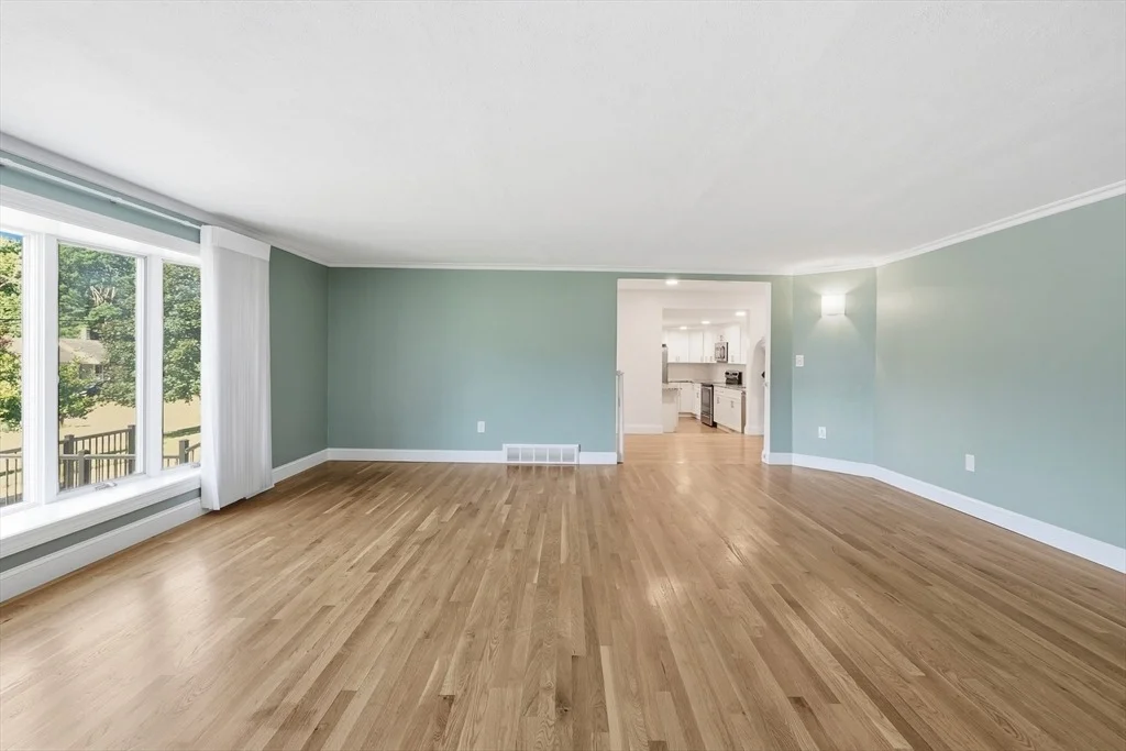 Photo of 9 Pine Dr