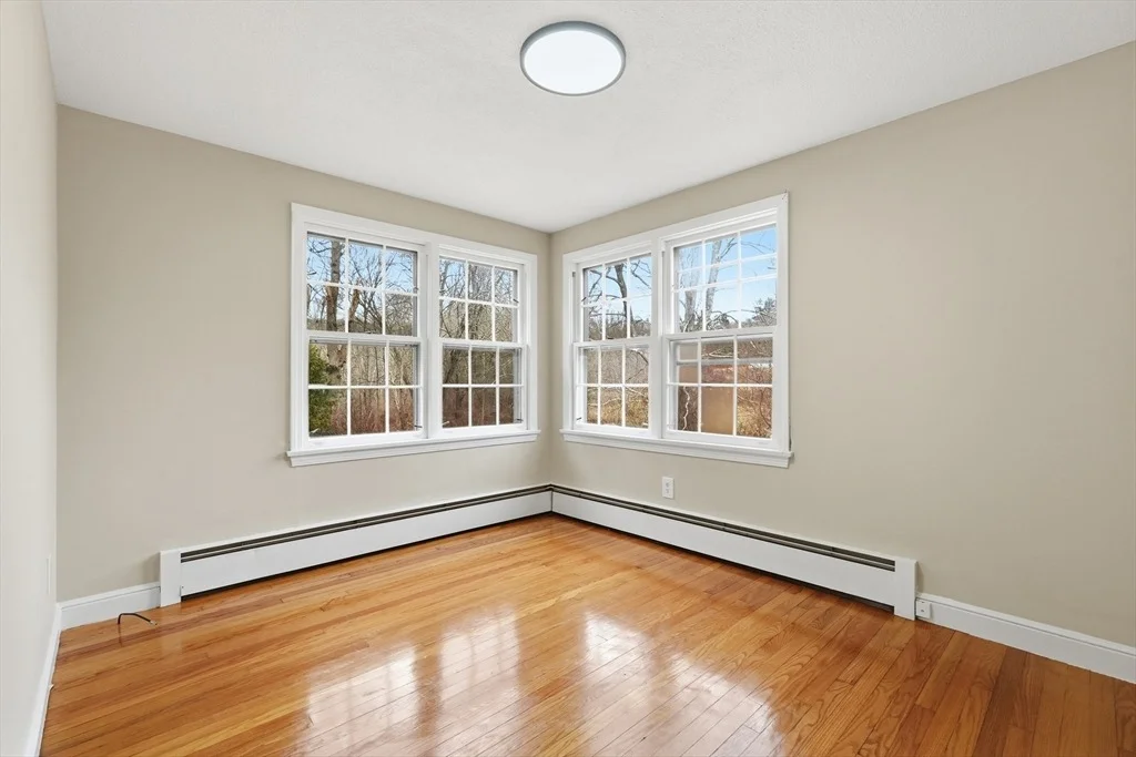 Photo of 75 North Rd