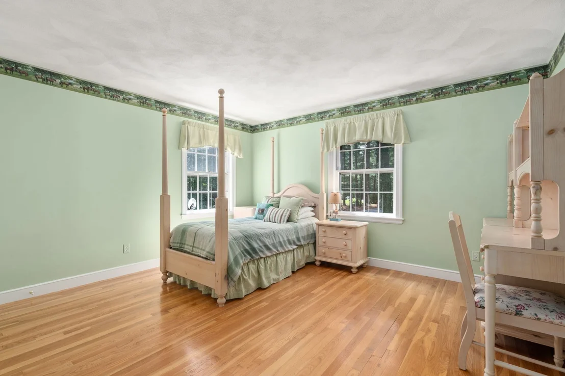 Photo of 112 Thunder Rd