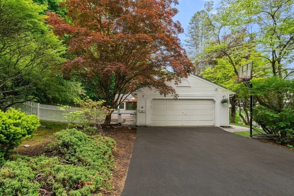 Photo of 19 Bosworth Rd