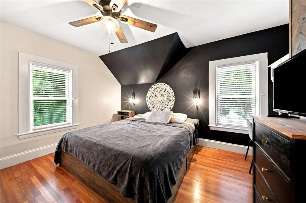 Photo of 8 Charles St