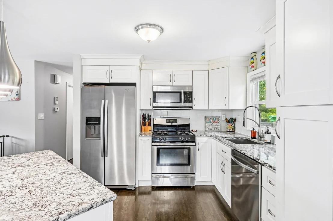 Photo of 77 Cedarcrest Rd