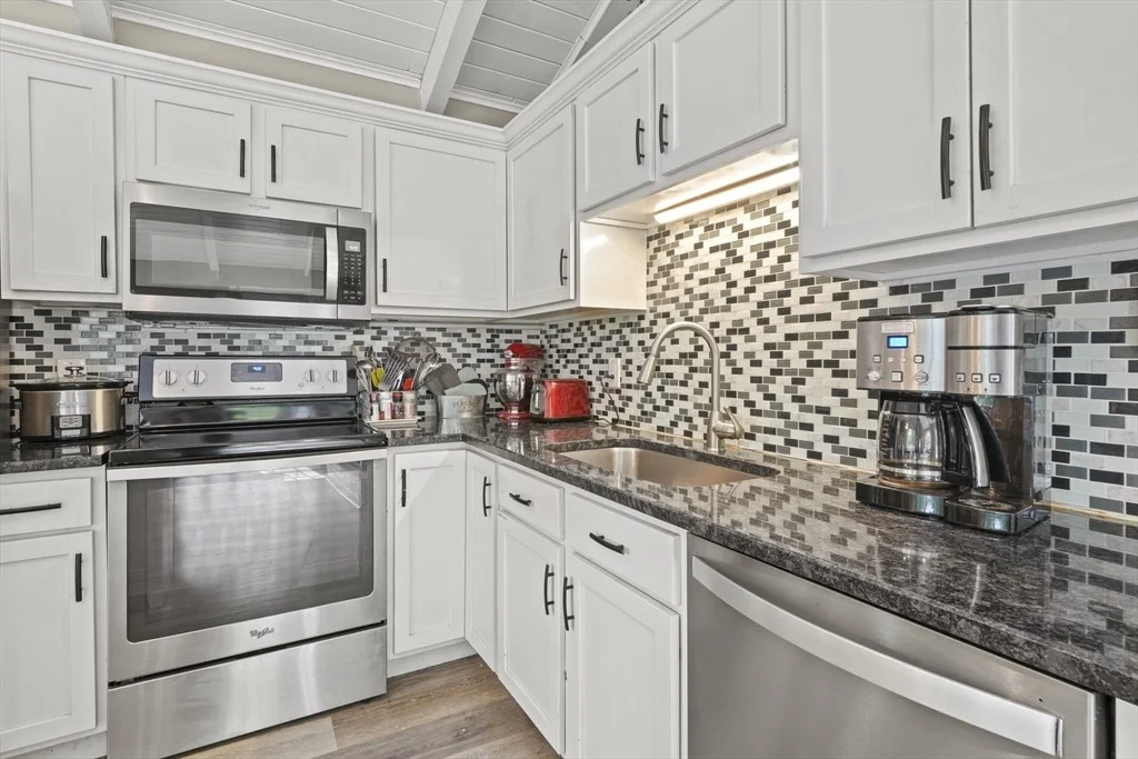 Photo of 119 West Shore Drive