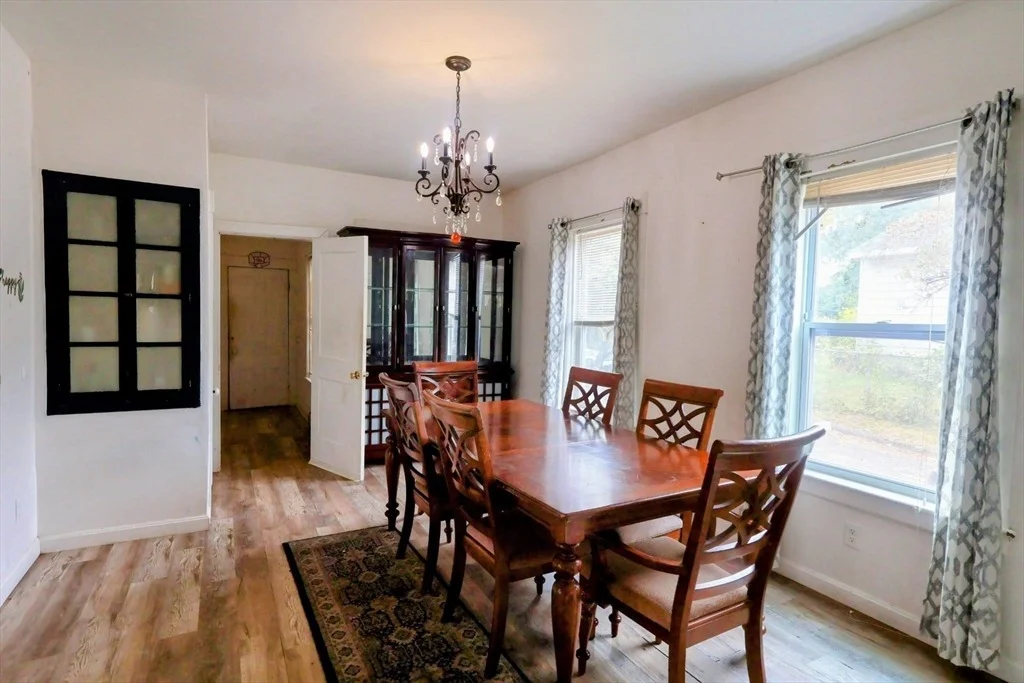 Photo of 98 Drury Ave