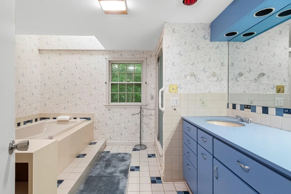 Photo of 166 Pine St