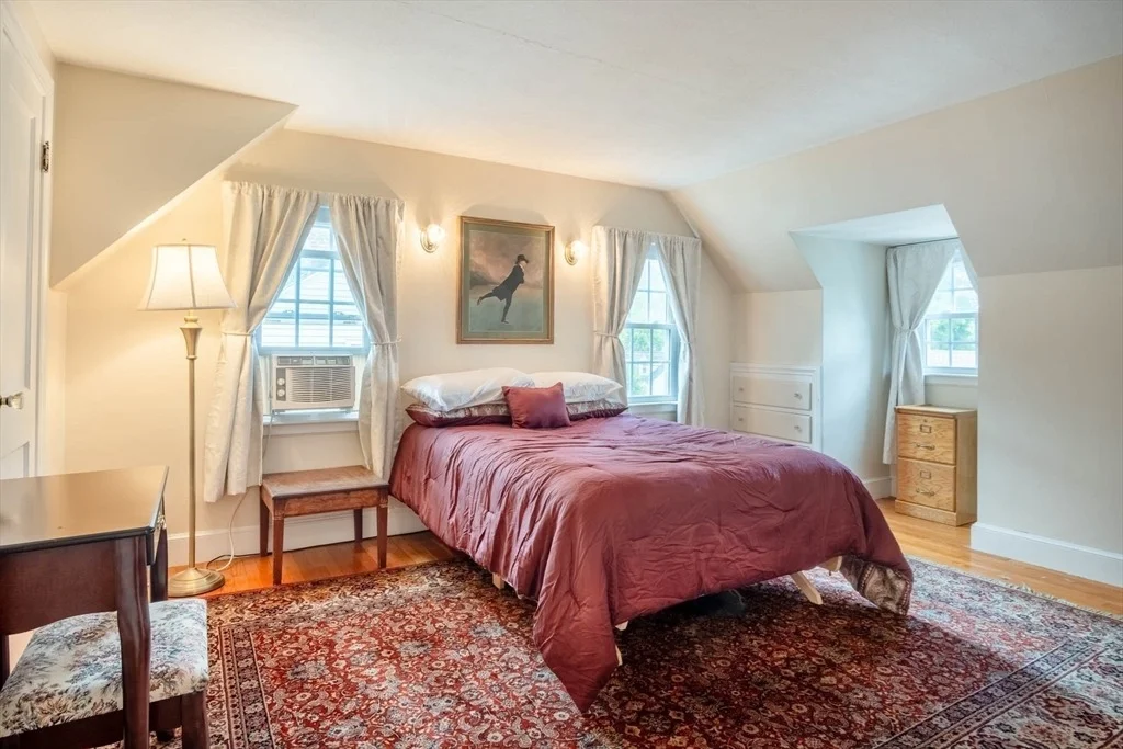 Photo of 43 Ellsworth Ave