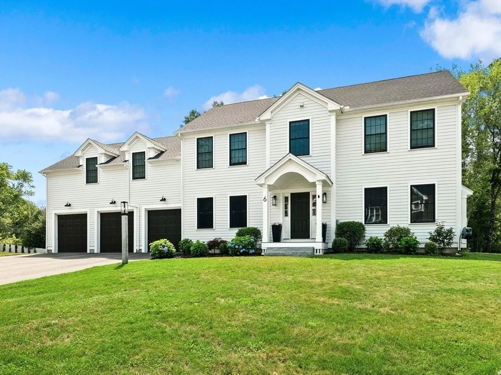 Photo of 6 Genevieve Ln