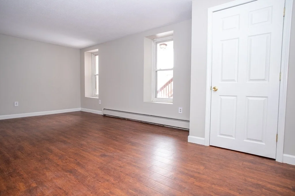 Photo of Unit 2 at 35 Cedar St