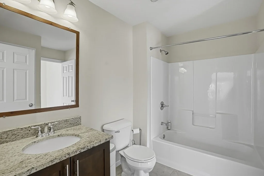 Photo of Unit 4 at 4 John Hancock Dr