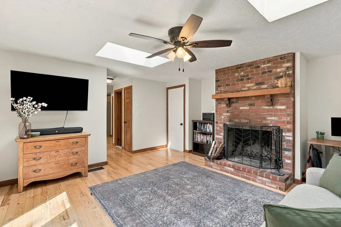 Photo of 60 Bailey Road