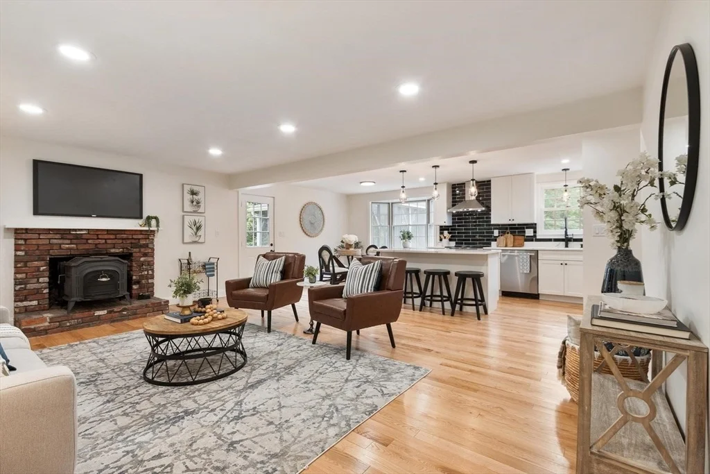 Photo of 368 Hill Rd