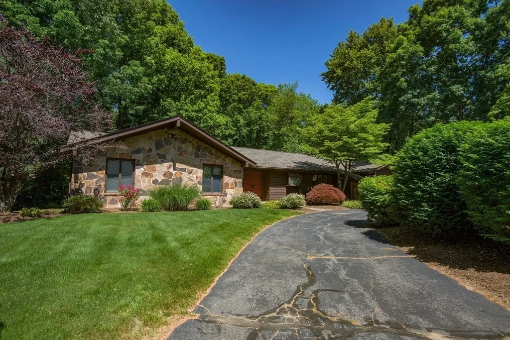 Photo of 26 Brooks Road