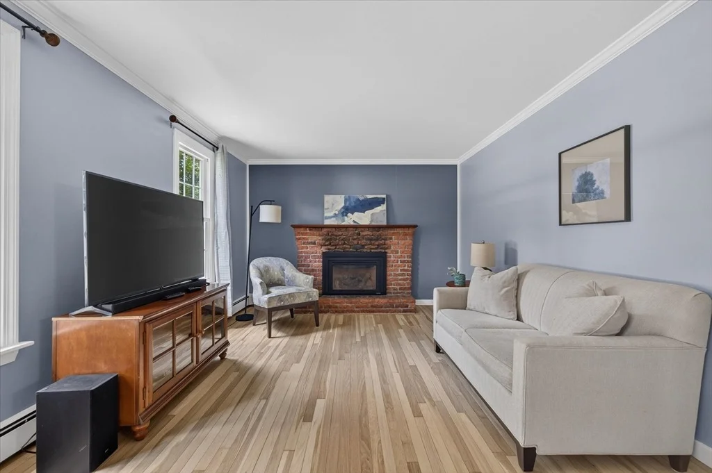 Photo of 14 Aldea Ave