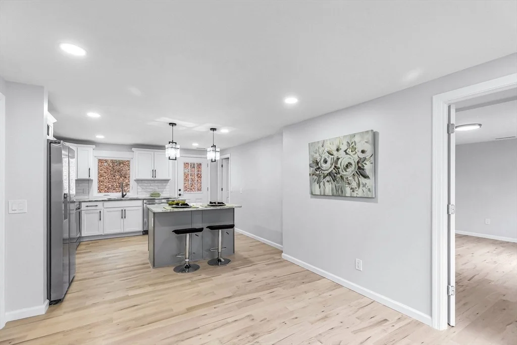 Photo of 143 James St