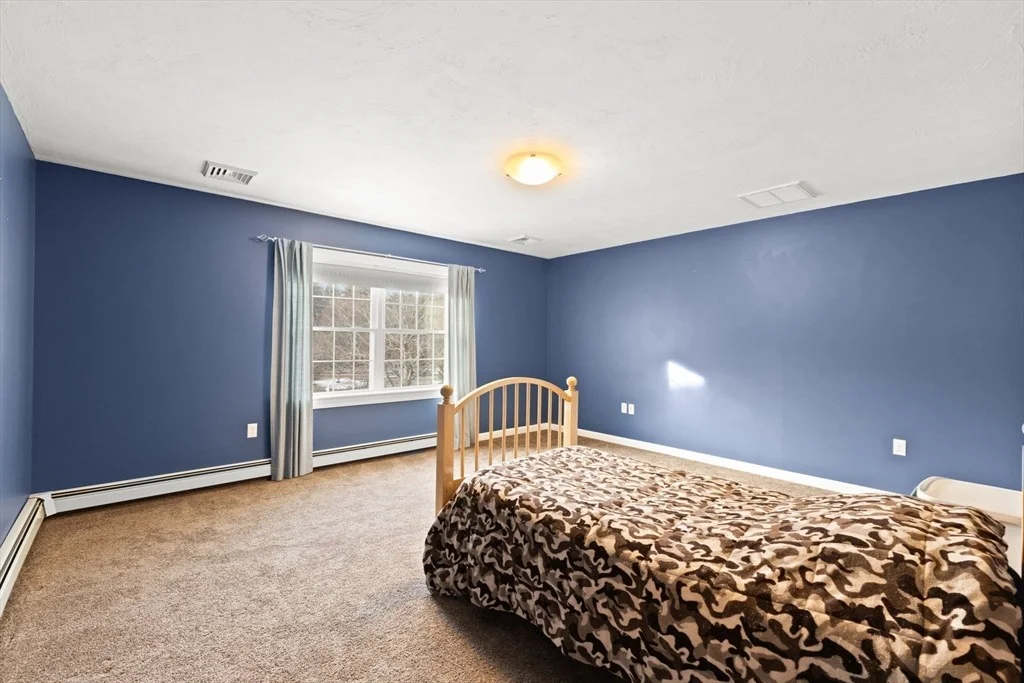 Photo of 40 Tabway Ln