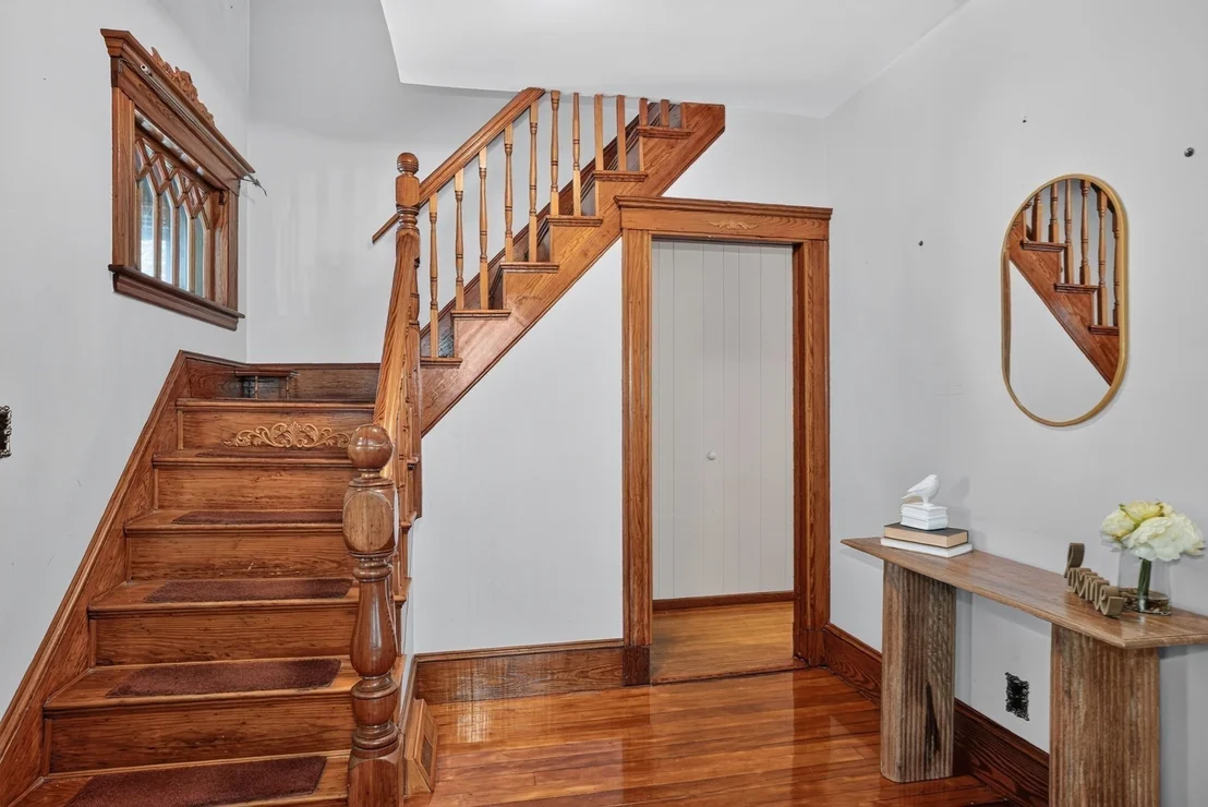 Photo of 1 Wakefield Avenue