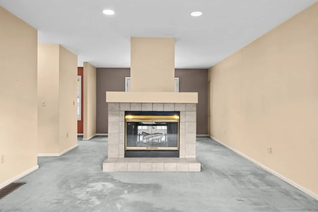 Photo of Unit 49 at 96 Danforth St