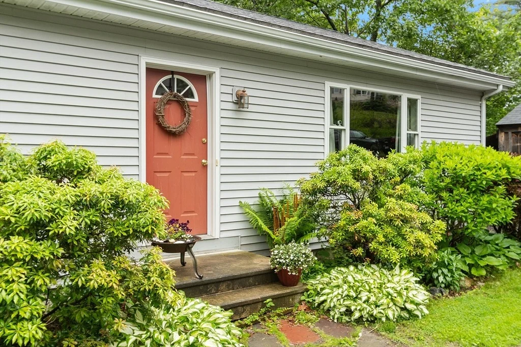 Photo of 16 Mountain Rd