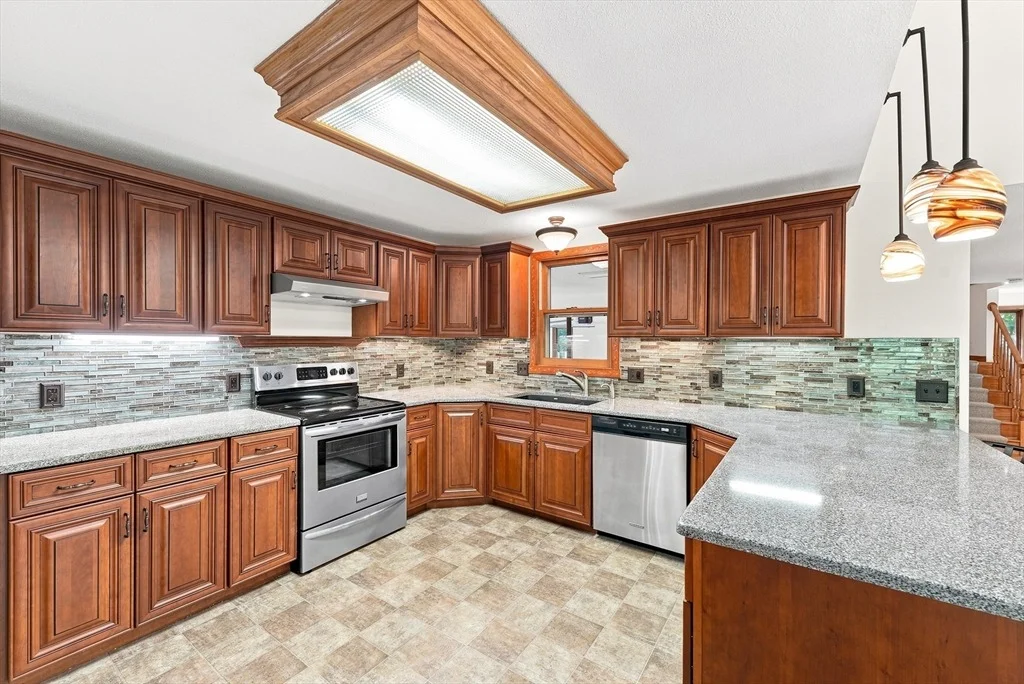 Photo of 291 Pochassic Road