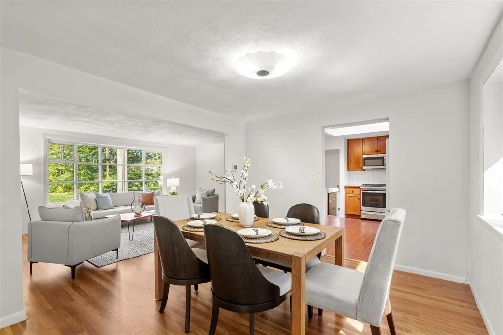 Photo of 97 Barton Dr