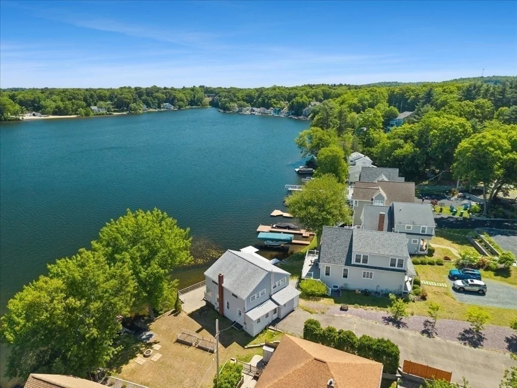 Photo of 730 Eastside Rd