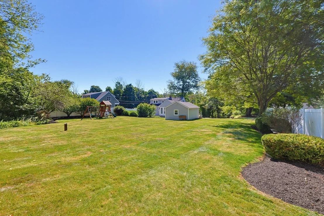 Photo of 191 Whitins Rd