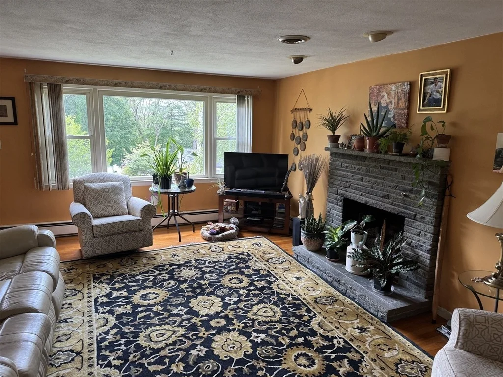 Photo of 17 Maplewood Rd