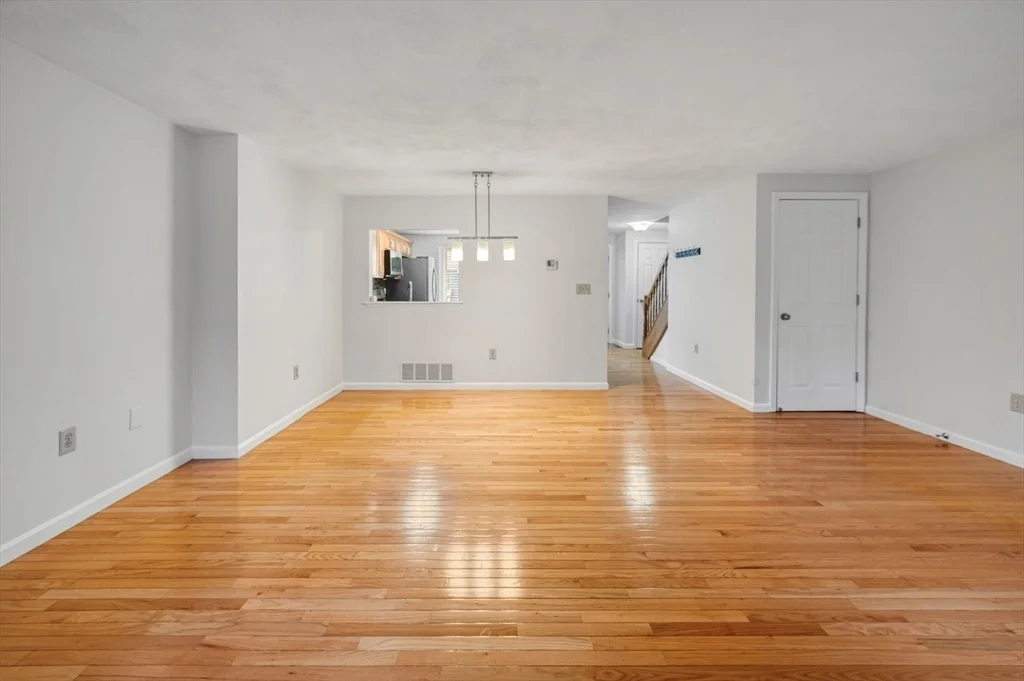 Photo of Unit 3 at 4 Deer Path