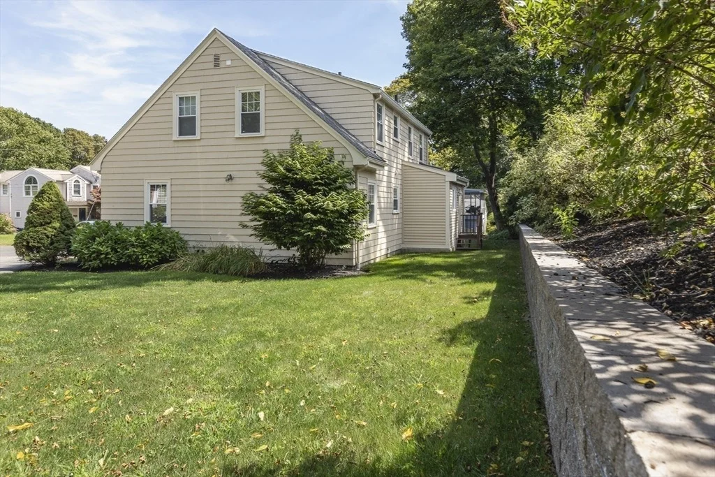 Photo of 27 Preston Beach Road