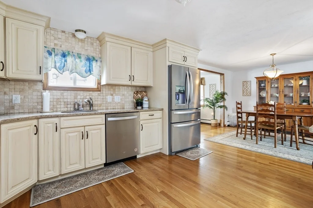 Photo of 44 Blueridge Ave