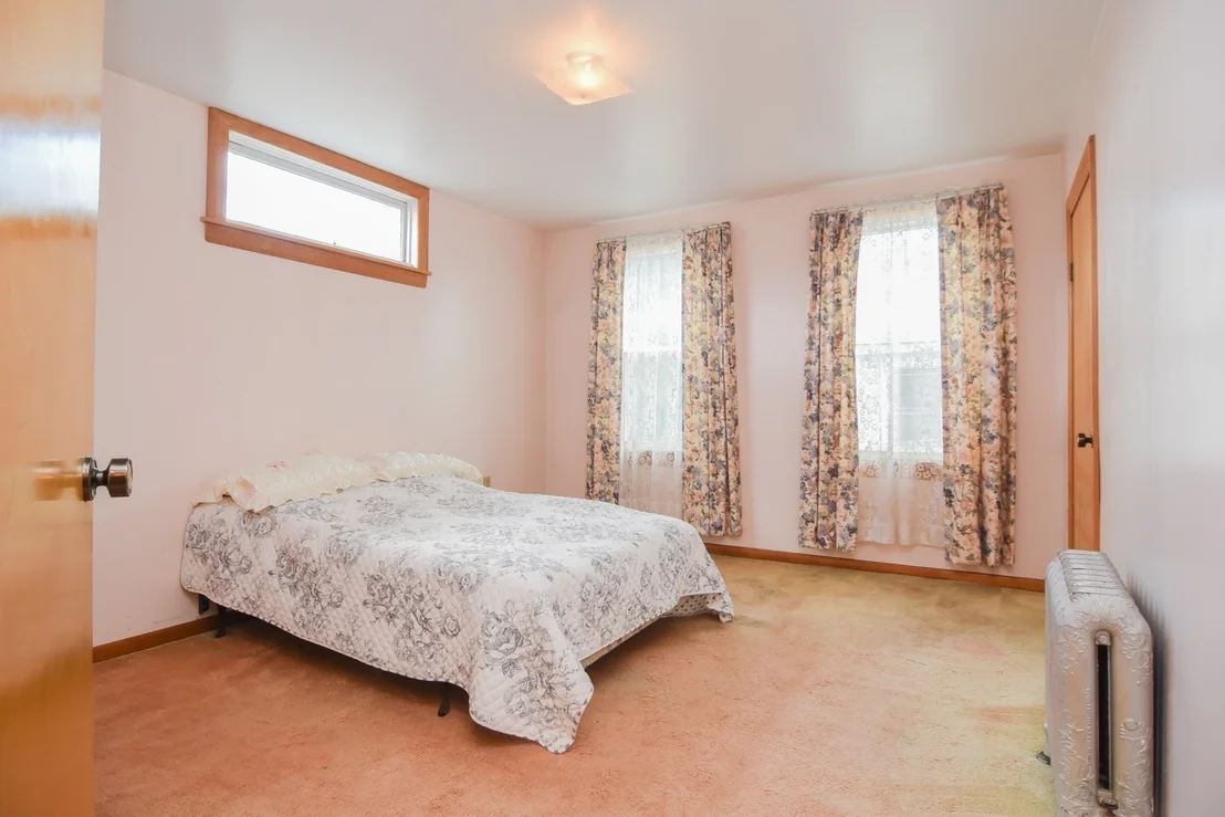 Photo of 38 Pleasant St