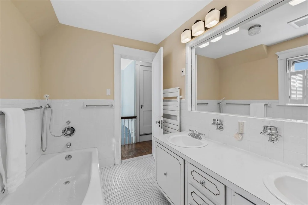 Photo of 37 Clifton Avenue